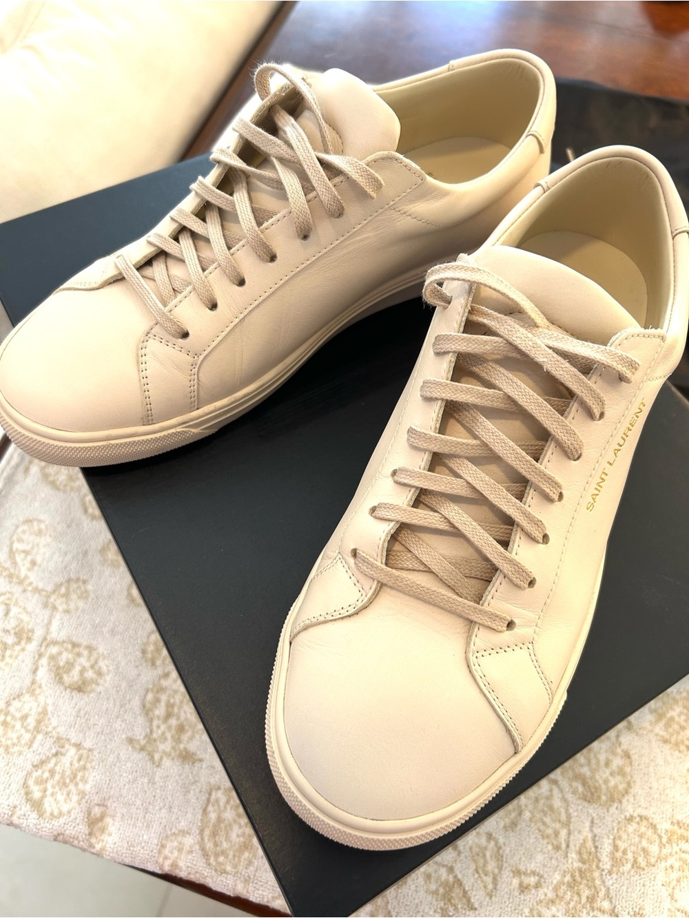 Saint Laurent Cream Leather Low-Top Sneakers